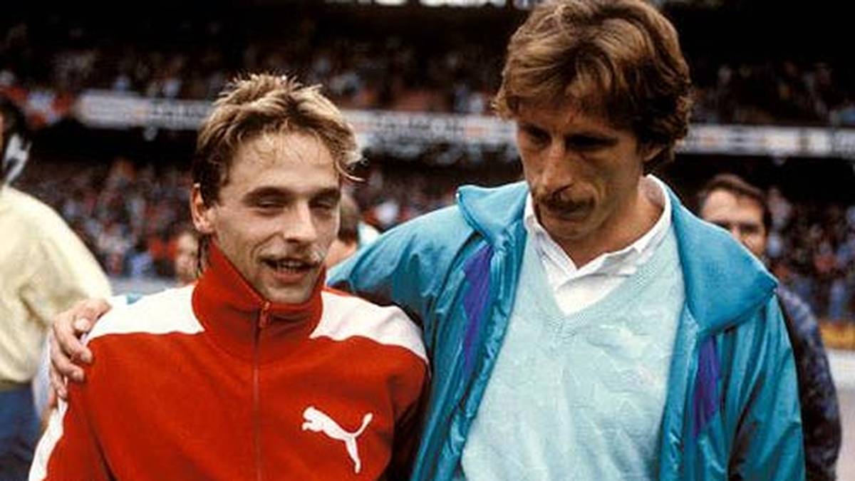 Und er ist überaus erfolgreich. Mit dem jungen Thomas Häßler und Daum kehrt der FC in die Spitzengruppe der Bundesliga zurück