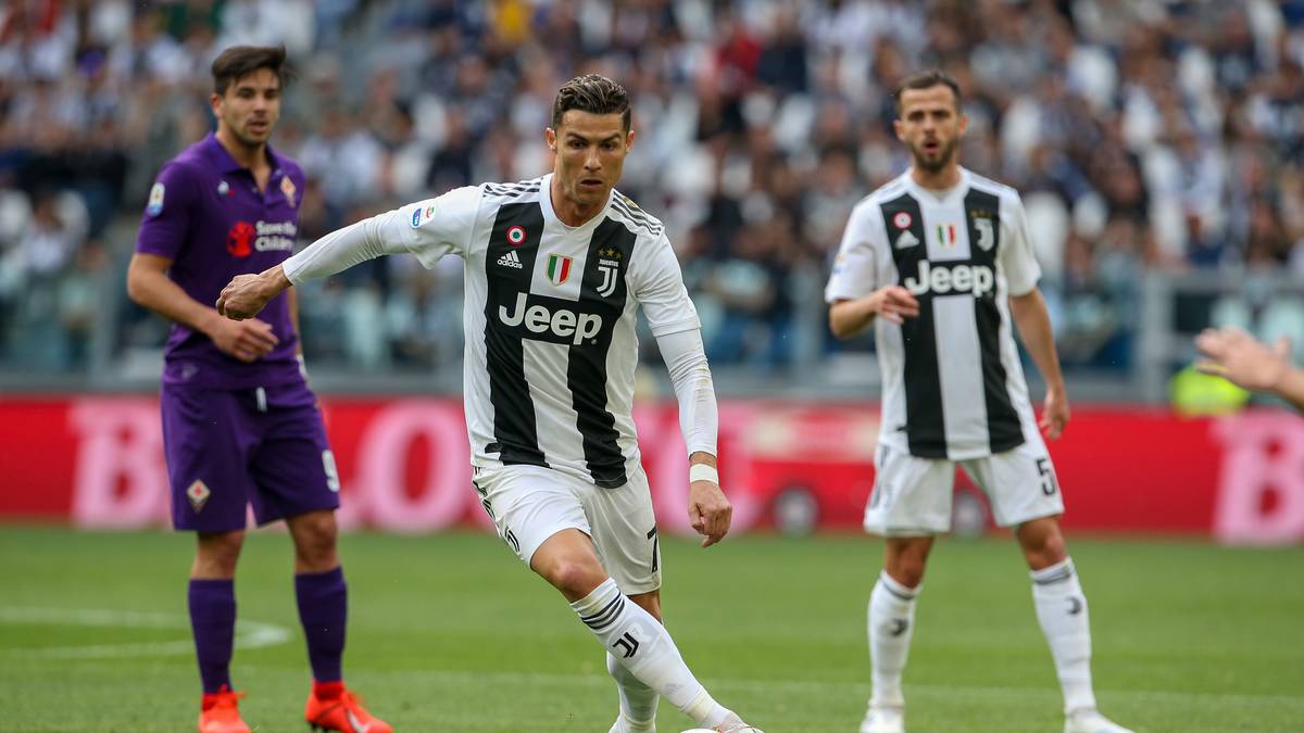 PLATZ 12: Cristiano Ronaldo (Juventus Turin, Italien) mit 42 Punkten (21 Tore)