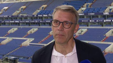 Der FC Schalke 04 ist nach einem Jahr in der Bundesliga wieder abgestiegen. Sportvorstand Peter Knäbel spricht über die Saison und dem Abstieg. 