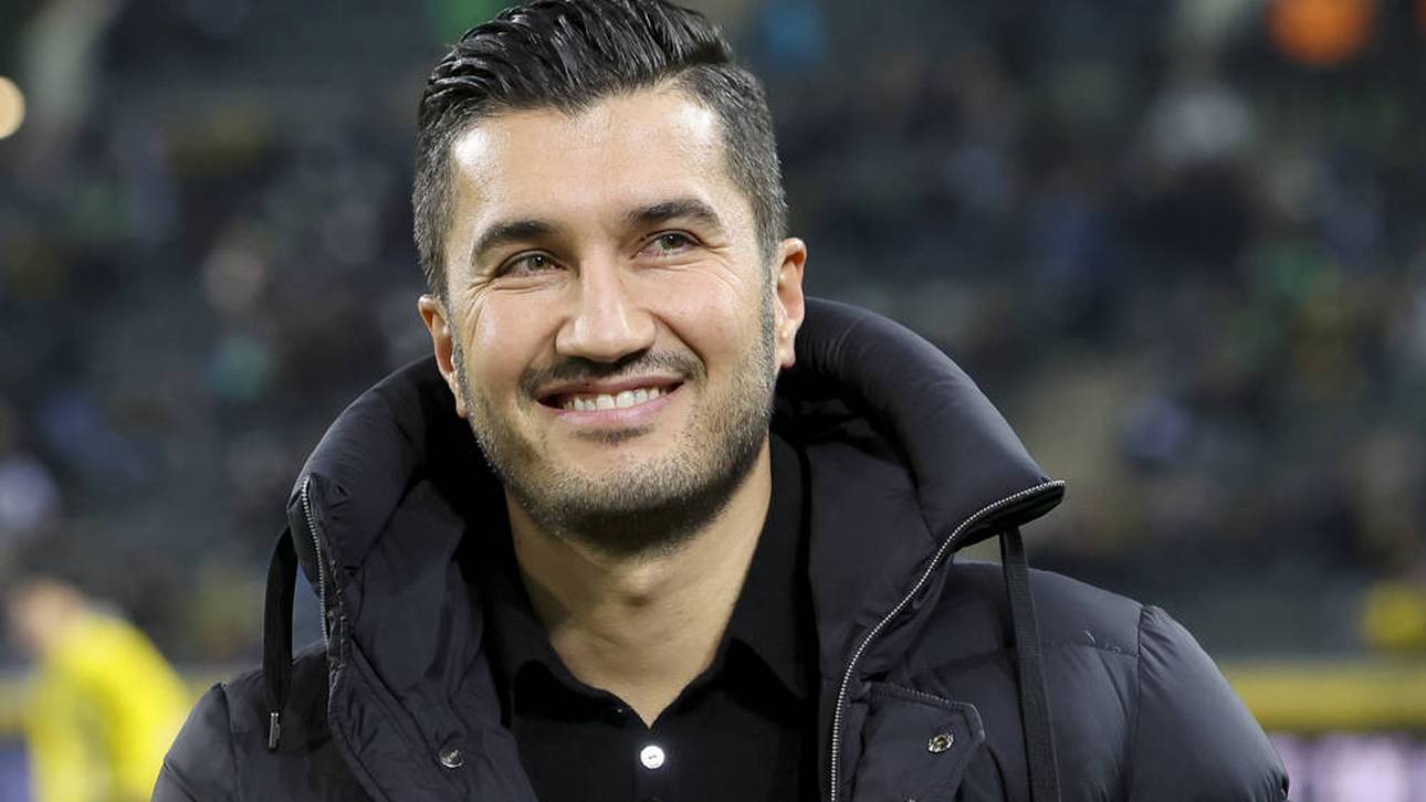 Nuri Sahin lächelt