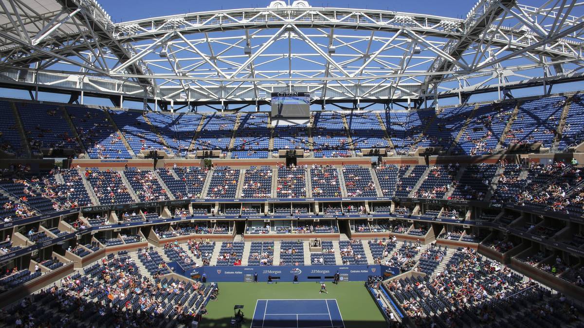 Tag 7 bei den US Open. Beide Williams-Schwestern kämpfen um den Einzug ins Viertelfinale, im französischen Duell bei den Männer hebt der Sieger ab. SPORT1 zeigt die besten Bilder