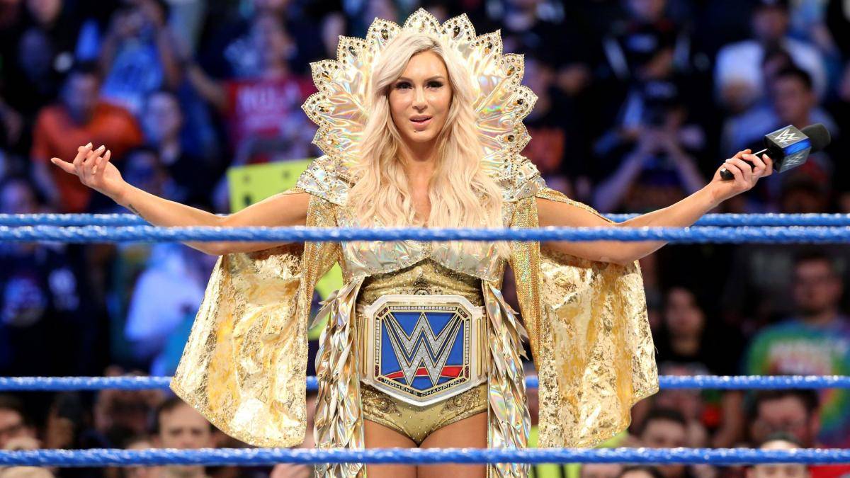 CHARLOTTE FLAIR: Die frühere Volleyballspielerin Flair nennt sich "The Queen" - nicht zu Unrecht: Sie ist die Anführerin der aktuellen weiblichen WWE-Generation. X-facher Champion, eine der besten Athletinnen der Liga