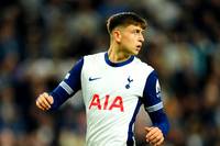 Der Ex-Nationalspieler kommt bei Tottenham überhaupt nicht in Tritt. Nun sitzt ihm auch noch ein 17-Jähriger im Nacken, der die Massen begeistert. 