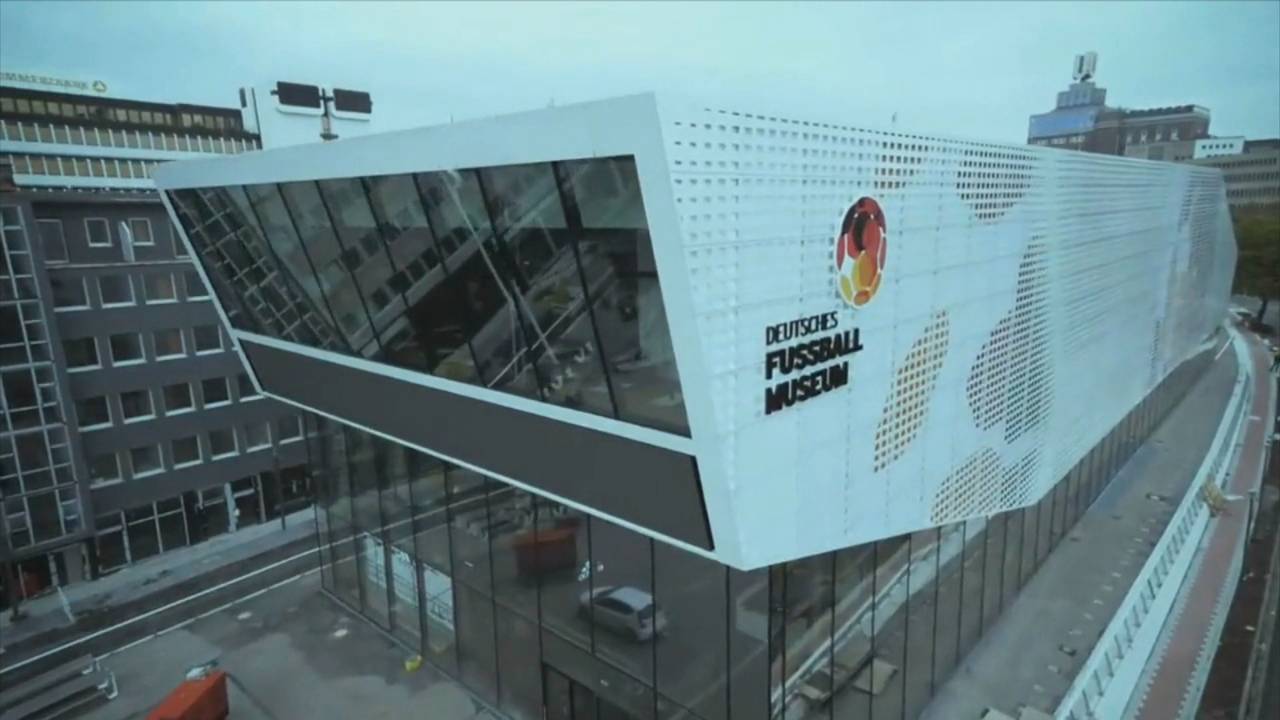 Die neue Co-Moderatorin Jana Wosnitza über den neuen Fantalk auf SPORT1
