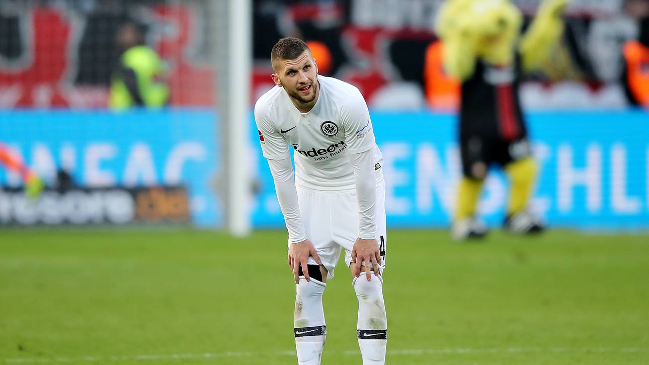 Bobic geht von Rebic-Verbleib aus