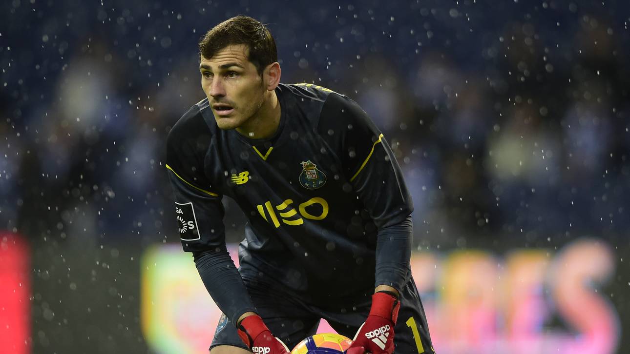 Casillas verlängert in Porto