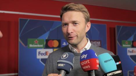 Bayer Leverkusen geht in der Königsklasse gegen PSG völlig unter. Simon Rolfes zeigt sich verzweifelt und ratlos. 