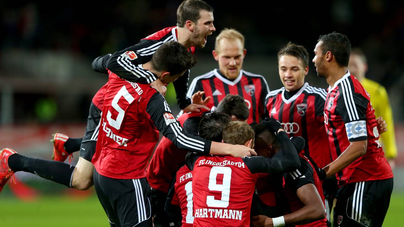 FCI und St. Pauli feiern späte Siege