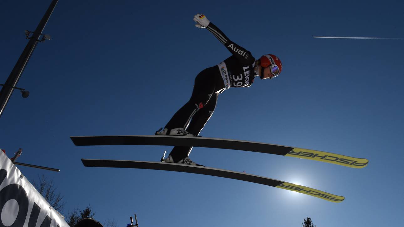 Althaus fliegt am Podest vorbei