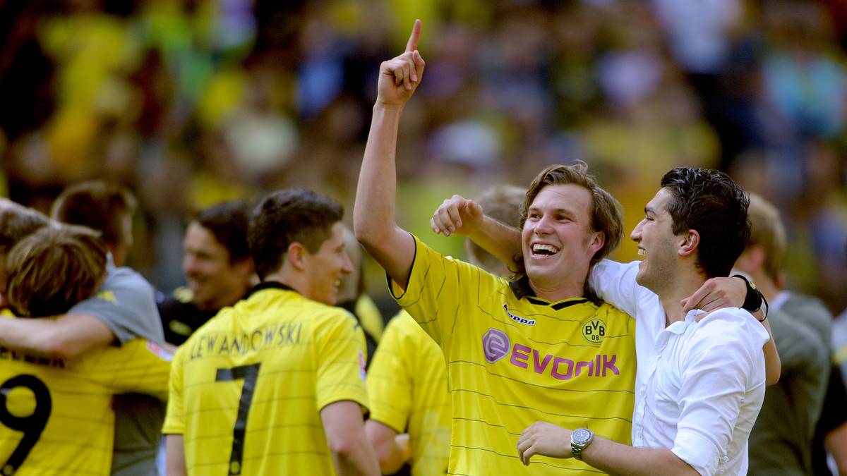 Seit seiner frühen Dortmunder Zeit erweist sich Großkreutz als volksnah und entwickelt sich schnell zum Publikumsliebling. Auch bei seinen Teamkollegen ist der Mittelfeldspieler sehr beliebt