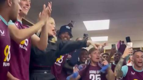 Der FC Burnley hat im Jahr nach dem Abstieg den sofortigen Wiederaufstieg in die Premier League geschafft. Das feiert das Ex-Team von Vincent Kompany mit Topstar Natasha Bedingfield