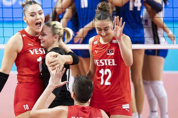 Türkische Volleyballerinnen holen EM-Titel