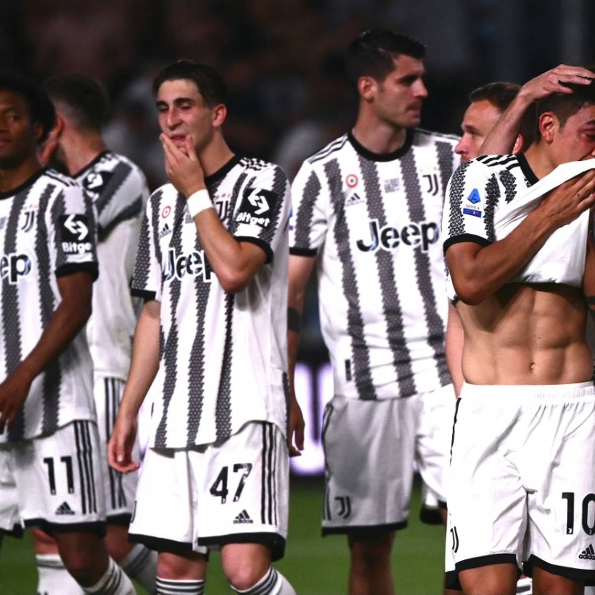 Die enttäuschende Saison von Italiens Fußball-Rekordmeister Juventus Turin geht mit einer weiteren Pleite zu Ende.