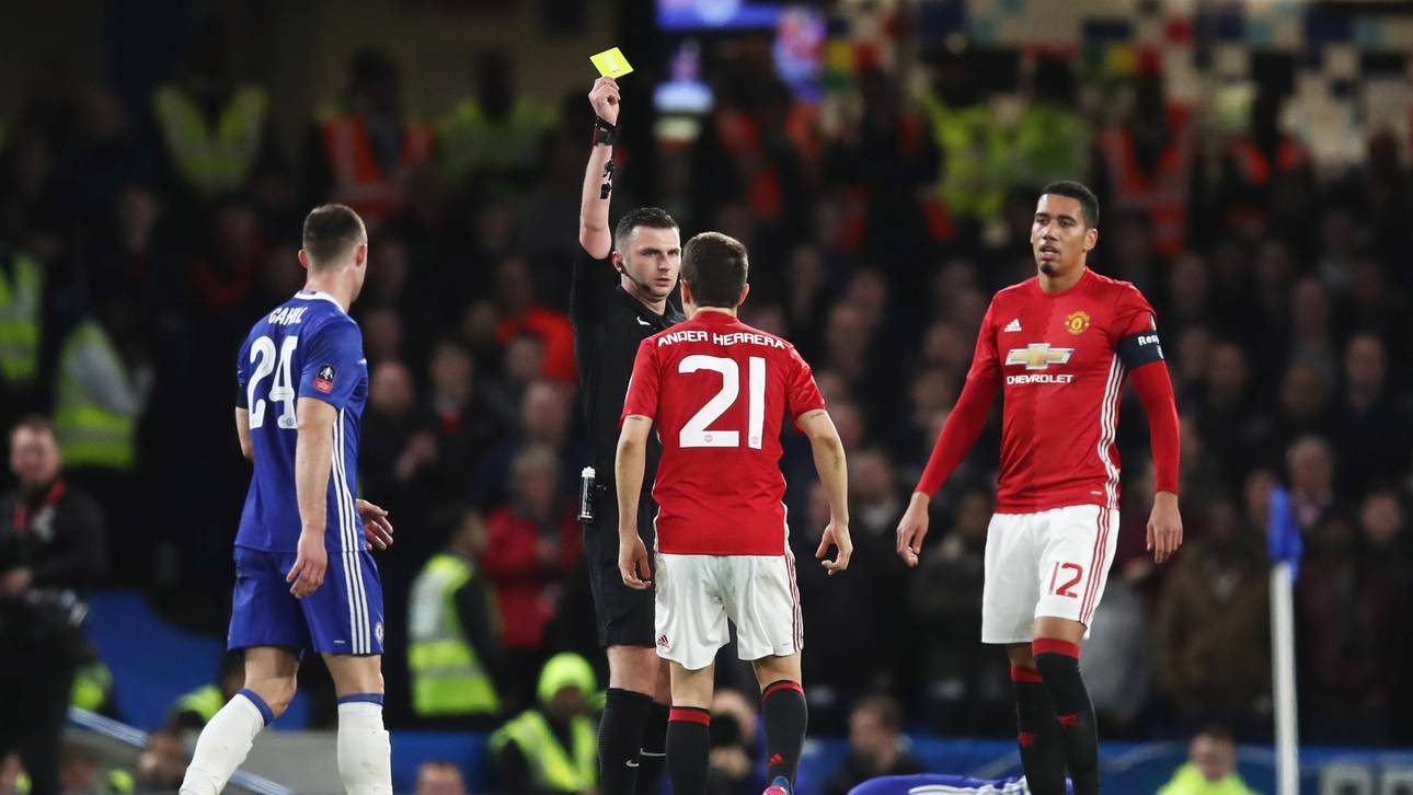 Verband klagt United an