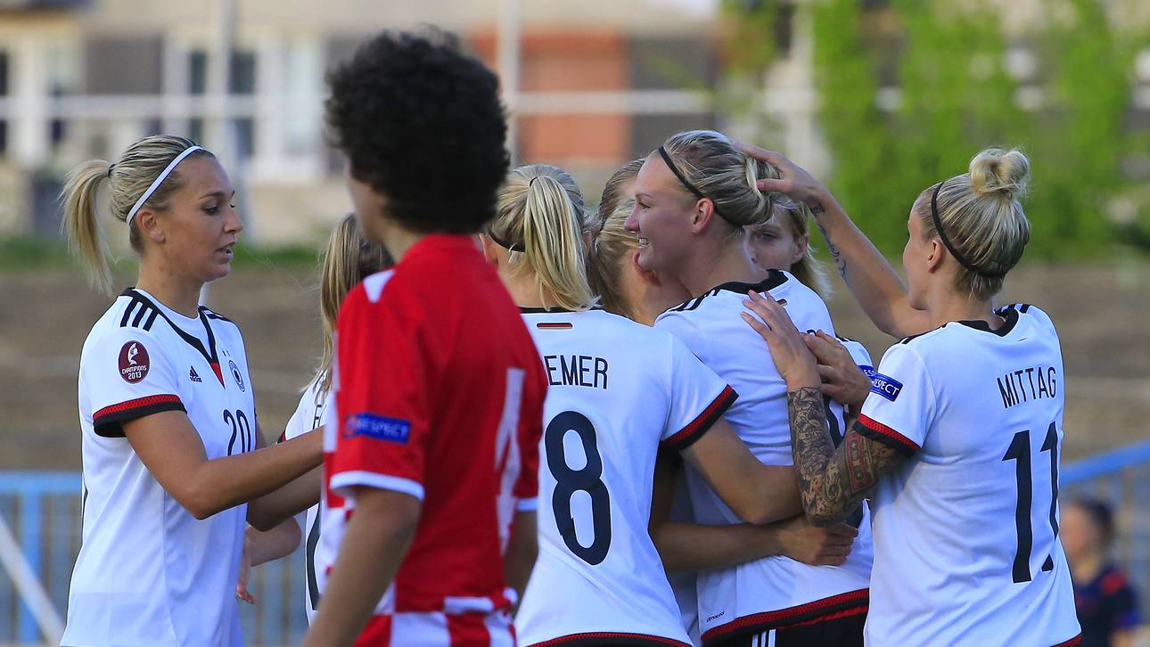 Popp bewahrt DFB-Frauen vor Blamage