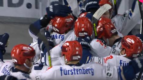 Die Highlights der Eishockey-Partie Grizzlys Wolfsburg - Schwenninger Wild Wings aus der DEL im Video.