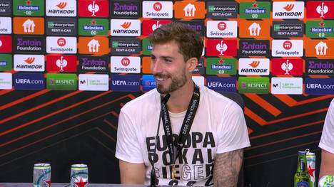 Eintracht Frankfurts Torwart Kevin Trapp spricht über das Finale der Europa League. Er bezeichnet den Sieg als schönsten Tag seiner Karriere