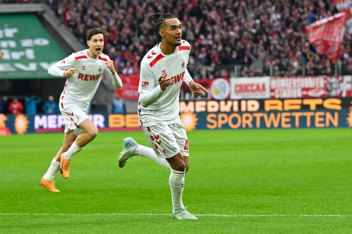 Fortuna-Keeper Kastenmeier lässt den FC Schalke verzweifeln, Damion Downs verlängert Kölns Siegesserie, die SV Elversberg schießt sich mit zwei Traumtoren an die Tabellenspitze: Wir präsentieren die Top 10 Szenen vom 16. Spieltag der 2. Bundesliga.