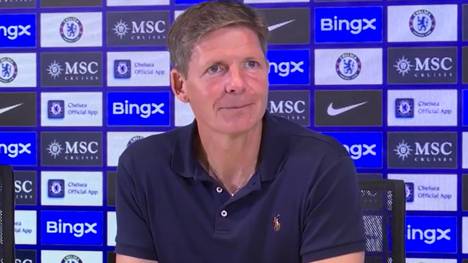 Neue Saison, neues Glück – oder auch nicht? Crystal Palace wird erneut zum Saisonauftakt gegen Chelsea ein Freistoßtor aberkannt. Trainer Oliver Glasner nimmt es mit Humor und freut sich über den Punktgewinn.