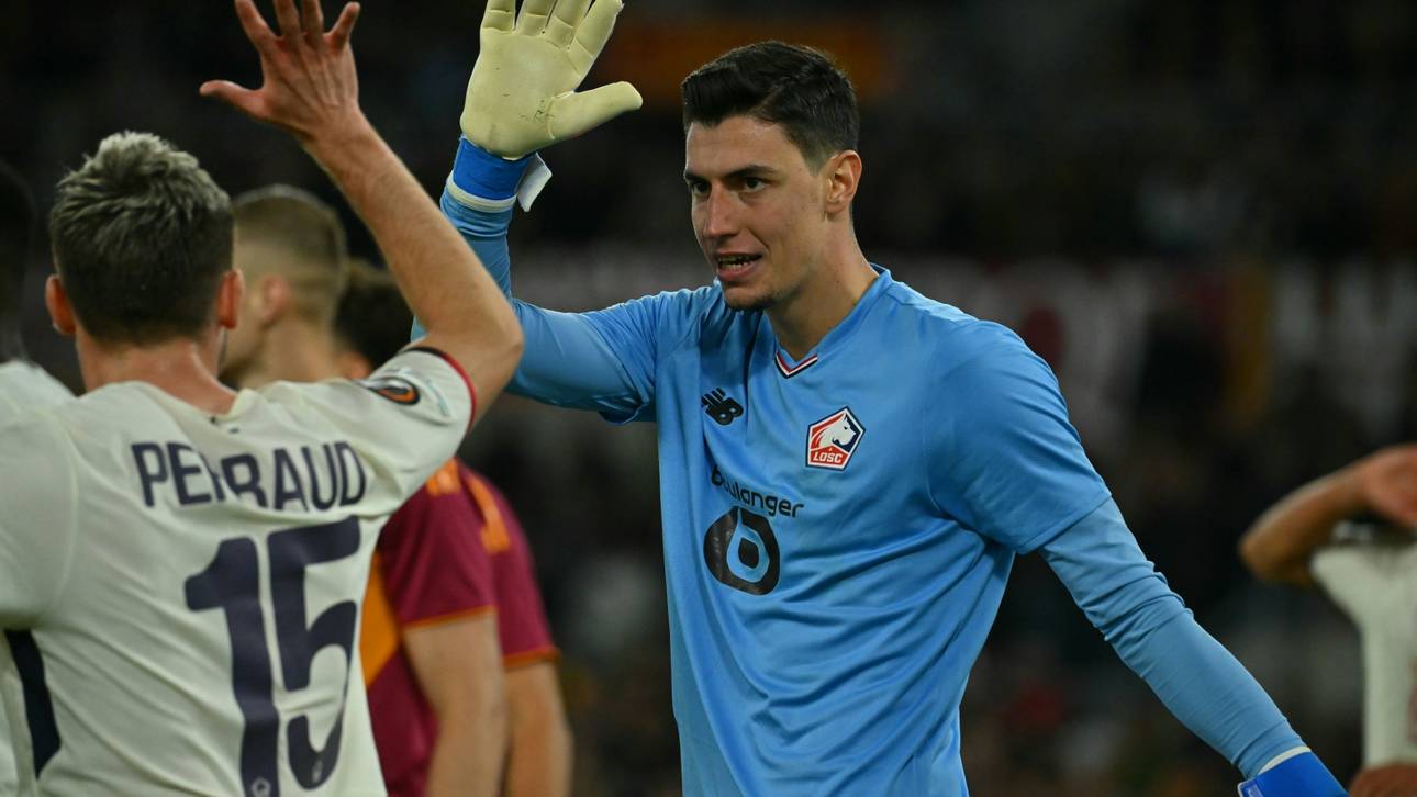 Elfer-Posse in Rom: Özer muss einen Strafstoß dreimal halten