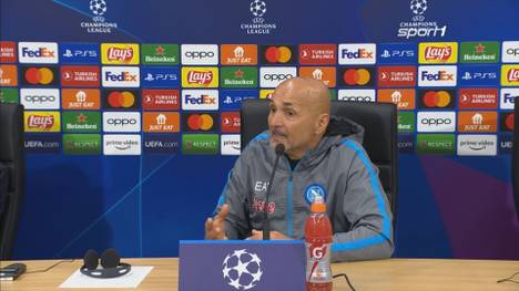 Neapel-Trainer Luciano Spalletti spricht auf der Pressekonferenz über die Ausschreitungen in Neapel.