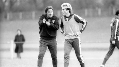 FC Bayern München - Trainer Gyula Lorant (li.) und Karl Heinz Rummenigge