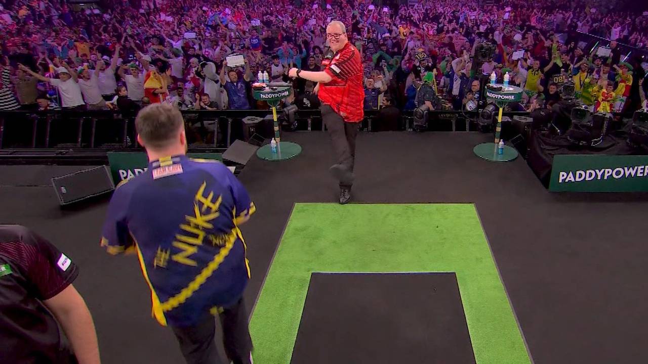 Ex-BVB-Ass gewinnt Promi-Darts-WM