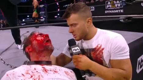 CM Punk wurde bei AEW Dynamite Opfer einer bösen Attacke von MJF