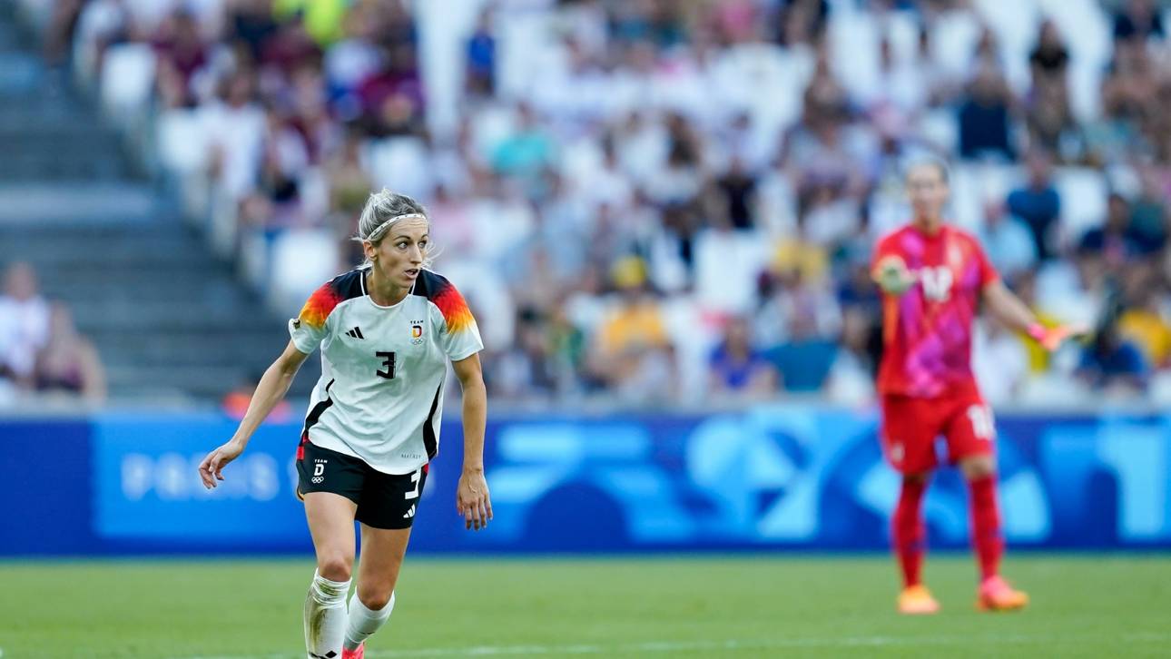 DFB-Frauen: Hrubesch beruhigt bei Hegering und Hendrich