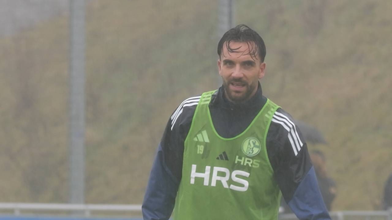 Unruhe bei S04? Karaman spricht über Negativserie