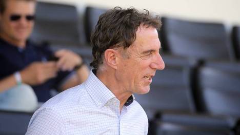 Helmut Schulte stieg bereits als 30 Jahre alter Trainer mit dem FC St. Pauli auf