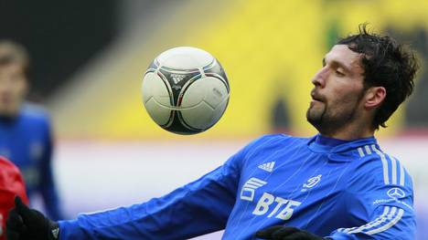 Kevin Kuranyi vom russischen Verein Dynamo Moskau im Einsatz
