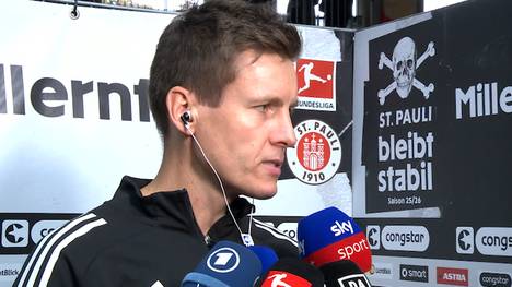 Daniel Siebert gibt im Abstiegsduell zwischen dem VfL Wolfsburg und St. Pauli ein umstrittenes Tor - zum Unmut des Hamburger Keepers Nikola Vasilj. In der Mixed Zone erklärt der Unparteiische seine Entscheidung.