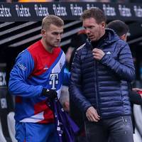 Matthijs de Ligt zeigt sich überrascht von der Entlassung von Julian Nagelsmann beim FC Bayern. Der Niederländer sucht den Kontakt zu seinem Ex-Coach.