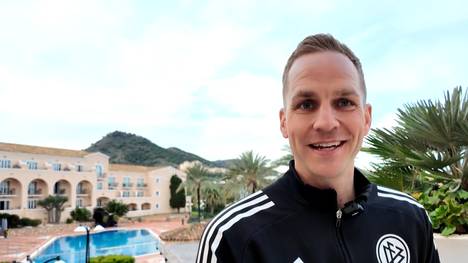 Die Bundesligaschiedsrichter bereiten sich auf die Rückrunde vor und sind im Trainingslager in Spanien. Dort werden sie allerdings mit ziemlich miesem Wetter empfangen.