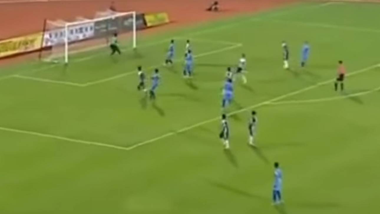 Dieses Tor stellt Carlos in den Schatten