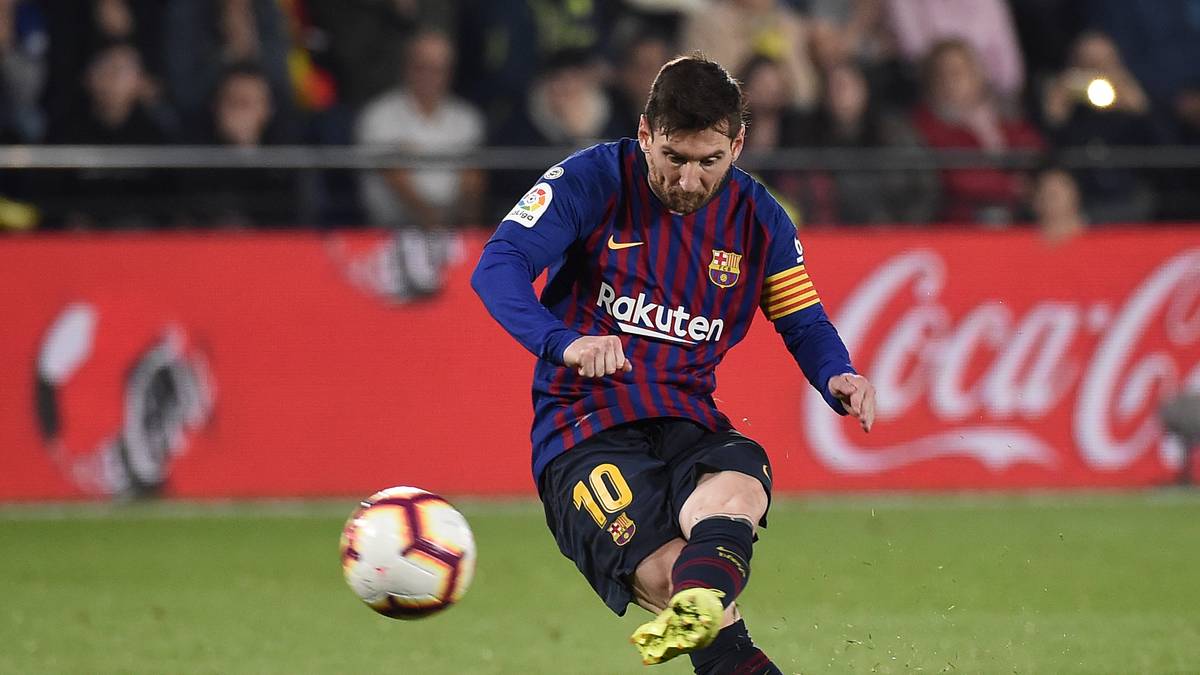 TOPSHOT-FBL-ESP-LIGA-VILLARREAL-BARCELONA Lionel Messi begeistert seine Fans schon seit Jahren mit spektakulären Aktionen auf dem Rasen