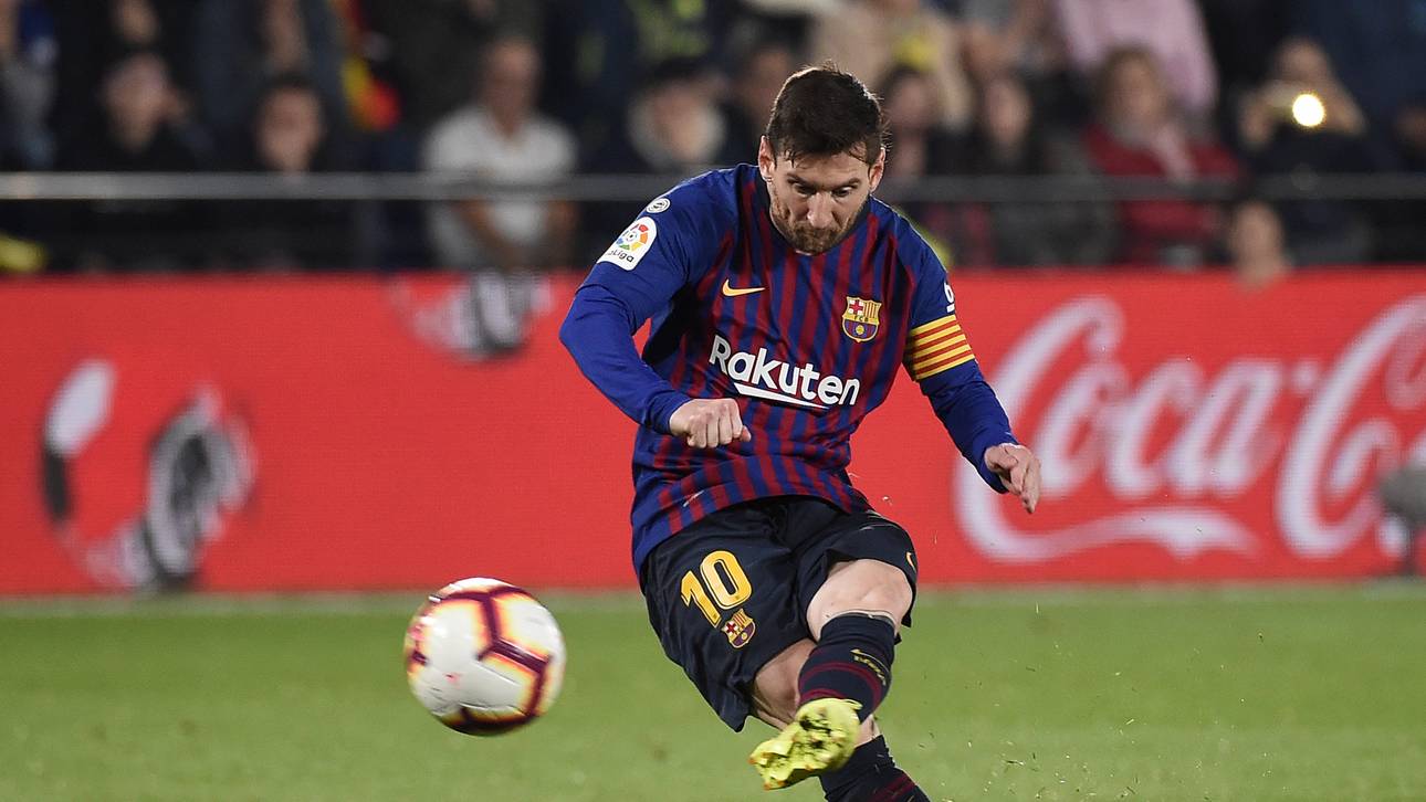 TOPSHOT-FBL-ESP-LIGA-VILLARREAL-BARCELONA Lionel Messi begeistert seine Fans schon seit Jahren mit spektakulären Aktionen auf dem Rasen