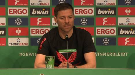 Vor dem Pokalfinale gegen Kaiserslautern verlor Bayer Leverkusen das Europa-League-Finale gegen Atalanta. Xabi Alonso klärt, wie die Niederlage aufgearbeitet wurde. 