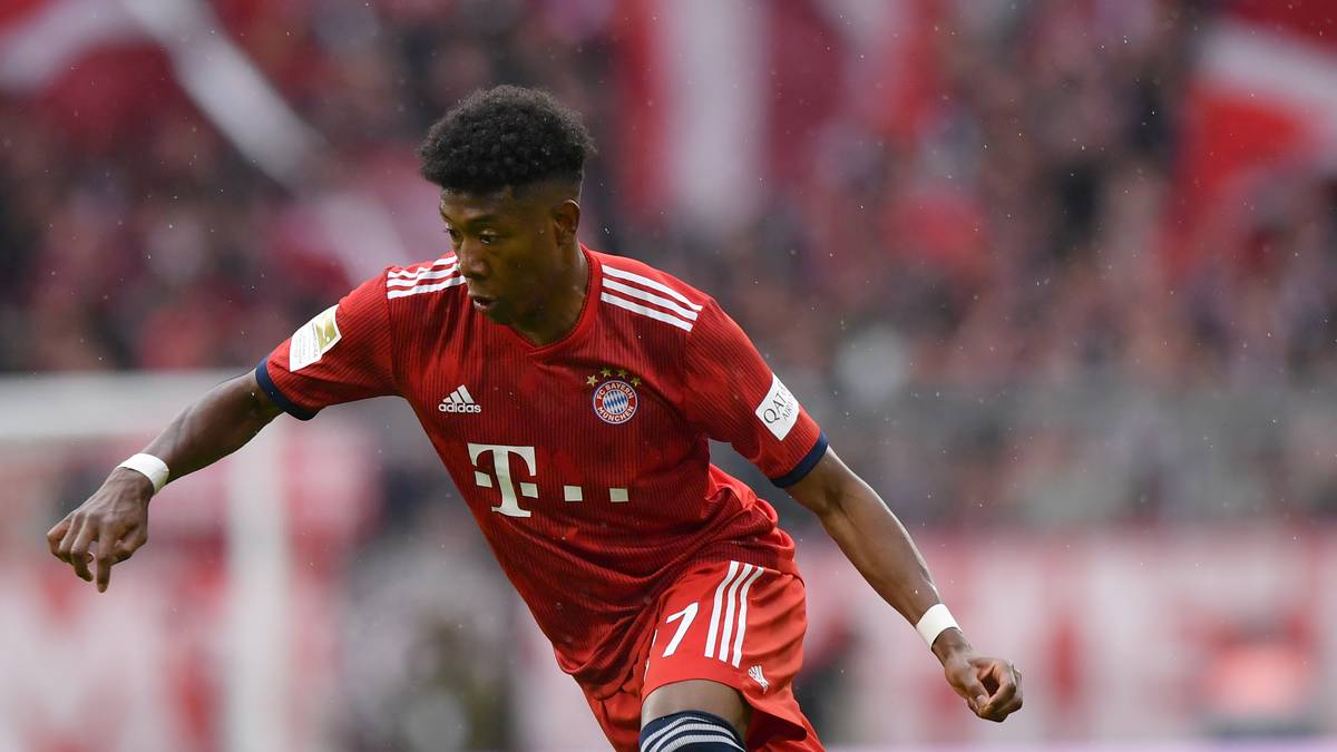 PLATZ 3: DAVID ALABA (341 Einsätze/28 Tore/44 Vorlagen): Seit 2009 läuft das Eigengewächs für den deutschen Rekordmeister auf. Mit erst 26 Jahren hat der österreichische Linksverteidiger bisher schon 15 Titel gewonnen - und zwei weitere können in dieser Saison noch dazukommen