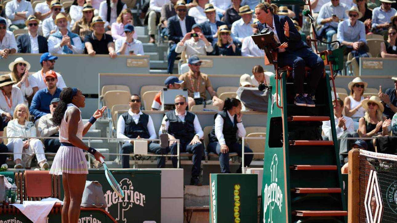 Tennis-Star mit wütenden Tränen