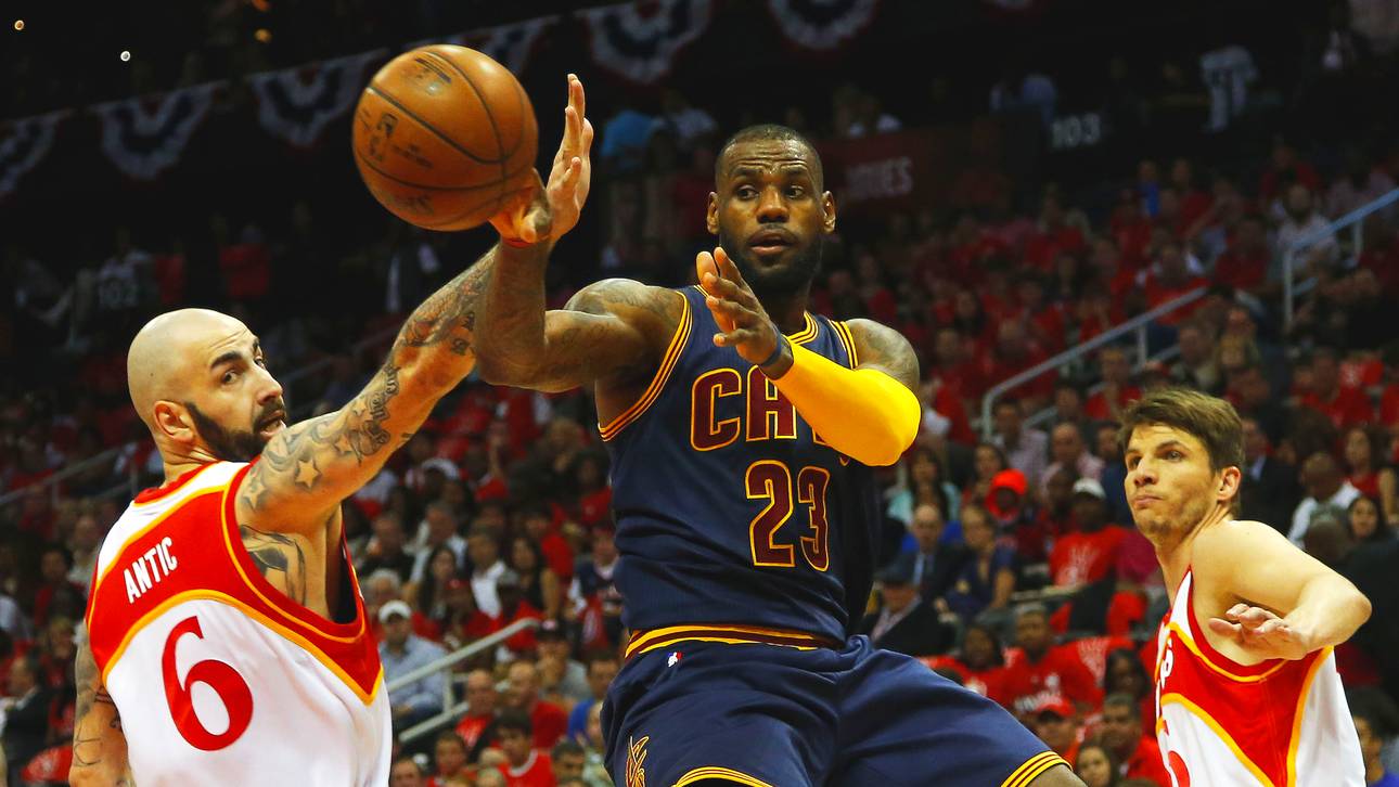 James und Cavs demontieren Hawks