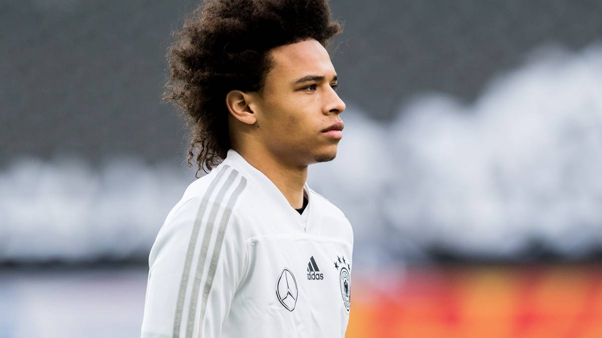 LEROY SANE: Hatte großen Anteil an der Meisterschaft von Manchester City. Ist auf der Insel schon längst ein Star, kommt im Nationalteam aber kaum in Fahrt. Wurde deshalb in der vergangenen Länderspielpause von Kroos kritisiert. Muss endlich liefern. WM-TAUGLICHKEIT: 75 %