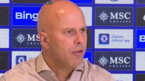 Liverpool-Coach Arne Slot blickt nach der späten 1:2-Pleite gegen Chelsea auf das Spiel zurück und analysiert die Chancen der Reds, dabei vergleicht er das Spiel mit der Niederlage gegen Crystal Palace.