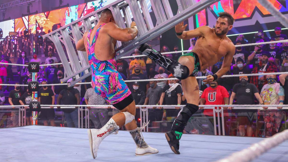 Johnny Gargano (r.) unterlag bei WWE NXT Bron Breakker