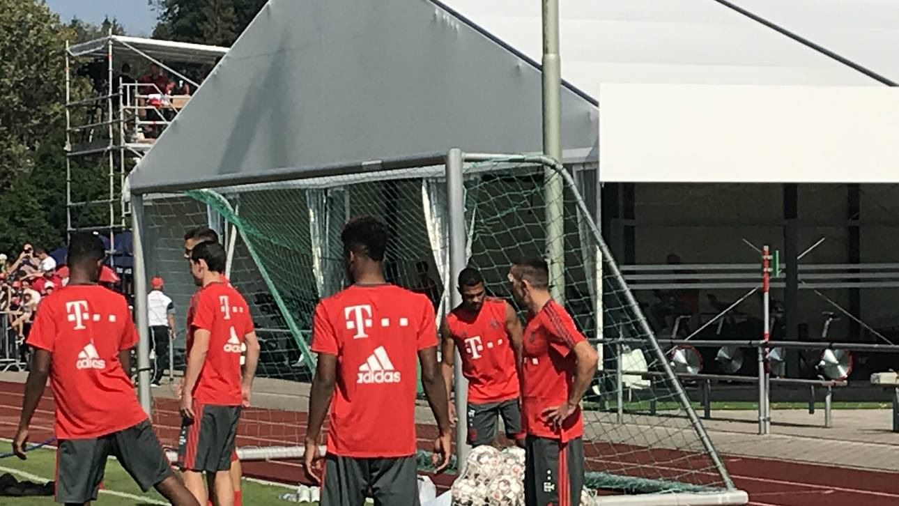 Konzentriertes Arbeiten der Bayern am Tegernsee