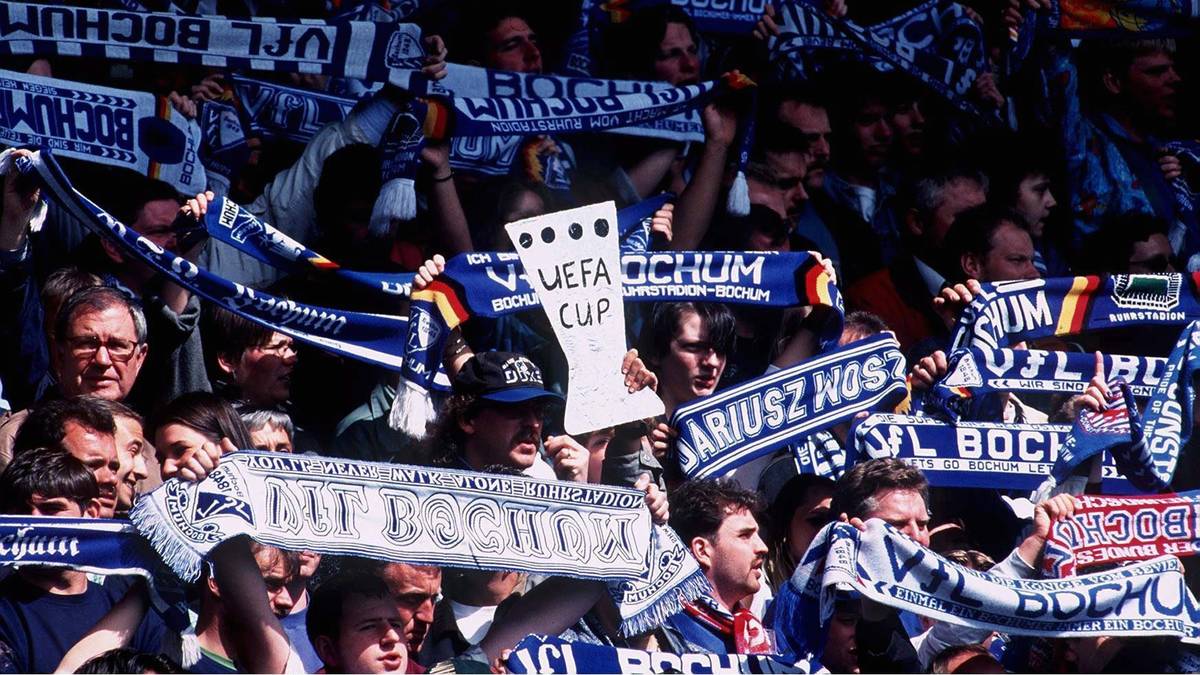 PLATZ 6 - VFL BOCHUM (1996/97): Dieselbe Platzierung und damit erstmals überhaupt einen Europapokalplatz erreichte als Aufsteiger auch der VfL Bochum in der Saison 1996/97. Unter Klaus Toppmöller gelangen 14 Siege und elf Remis bei nur neun Niederlagen - gleichbedeutend mit 53 Zählern und Platz fünf