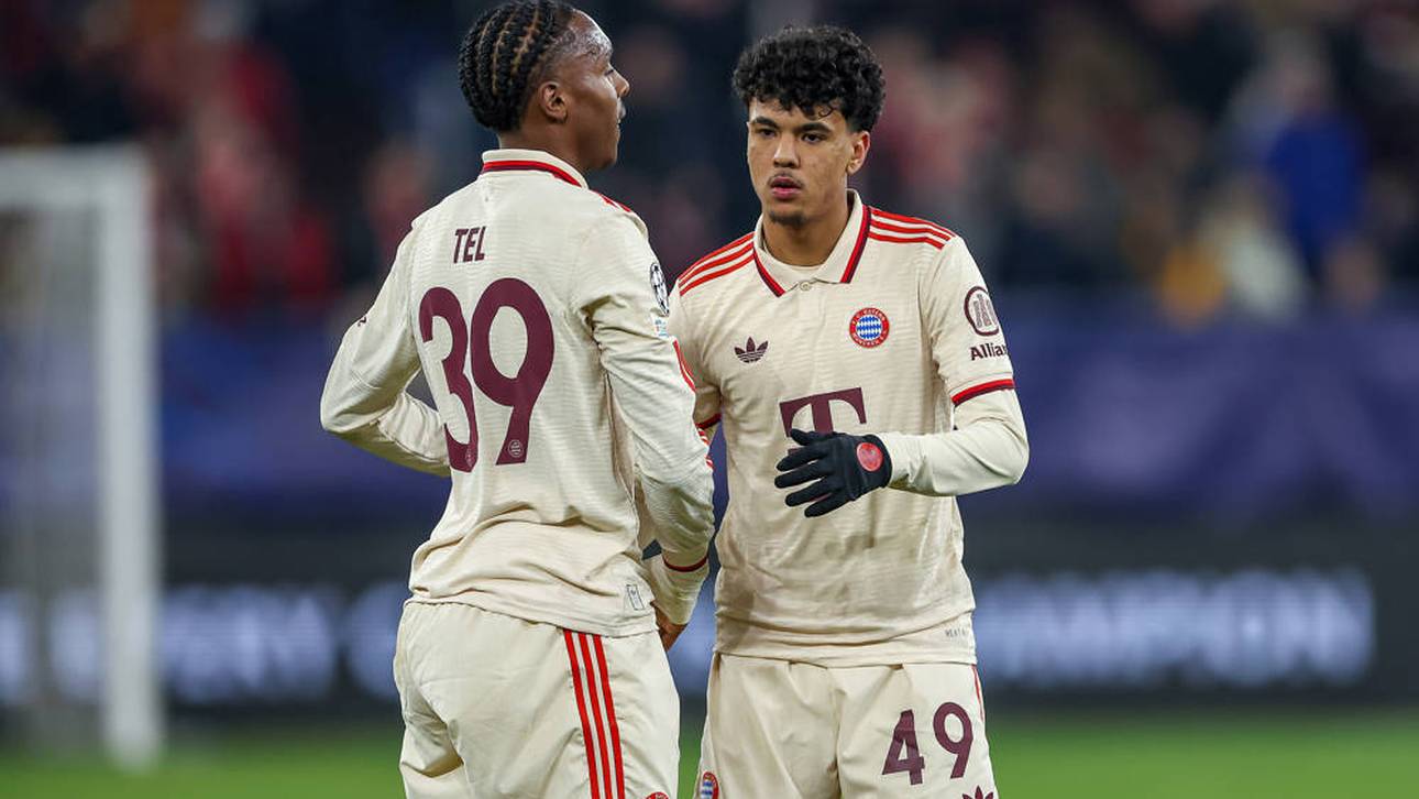 Adam Aznou (r.) steht vor einem Abgang vom FC Bayern
