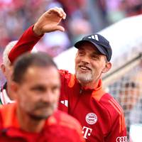 Einen Tag nach der Niederlage in Hoffenheim und dem Absturz auf den dritten Tabellenplatz trafen sich das Bayern-Team zu einer gemeinsamen Saisonabschlussfeier. Bei dieser wurde Thomas Tuchel verabschiedet.