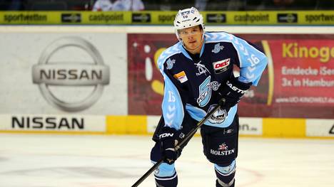 Hamburg Freezers-Adler Mannheim-DEL-James Bettauer